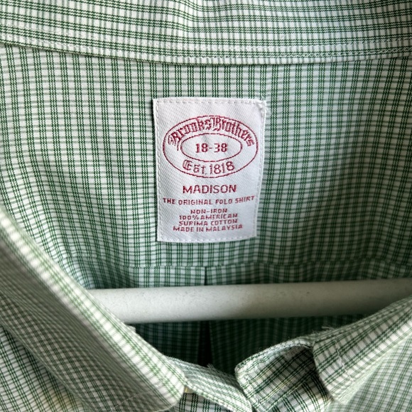 Brooks Brother’s Men’s non-iron button down size 18-38 - Picture 2 of 4